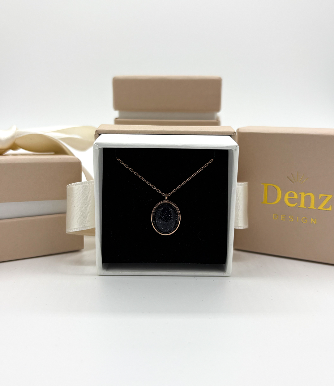 BLACK GOLDSTONE KOLYE